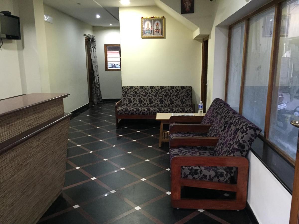 Hotel Suprabath Towers Tirupati Luaran gambar