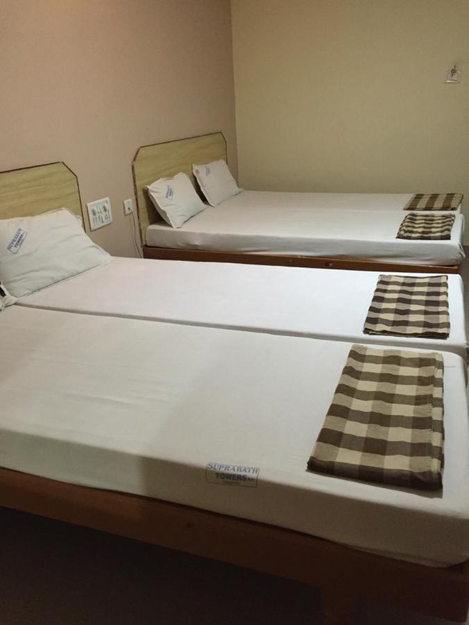 Hotel Suprabath Towers Tirupati Luaran gambar