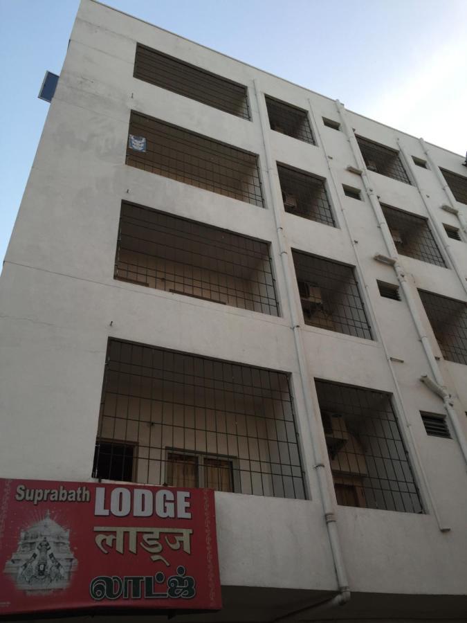 Hotel Suprabath Towers Tirupati Luaran gambar